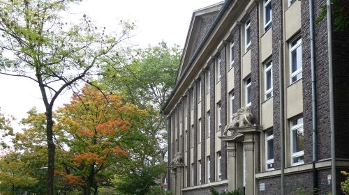 MCG_Neuss_HauptgebaeudeHPslider