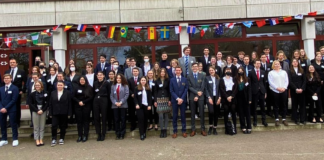 EF Schülerinnen als Abgeordnete der Vereinten Nationen