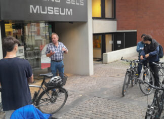 Der Projektkurs Geschichte gestaltet die Landesgartenschau