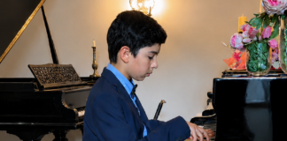 MCG Spotlight – Arvin begeistert mit seinem Klavierspiel