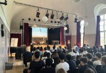Demokratie im Dialog erleben – Projekttag #KlartextDemokratie am Marie-Curie-Gymnasium